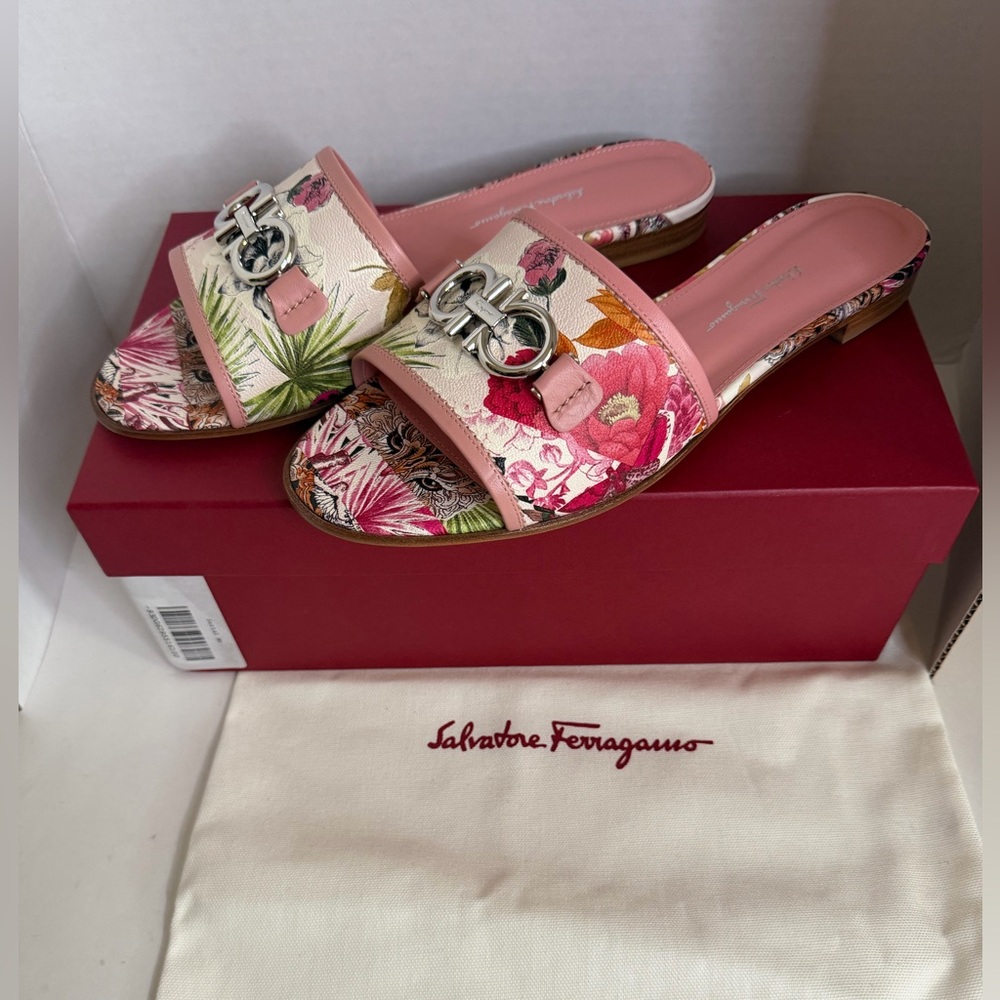 Salvatore Ferragamo Pink Floral Slide Sandals - Picture 2 of 9